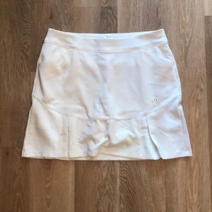 Women’s golf skort